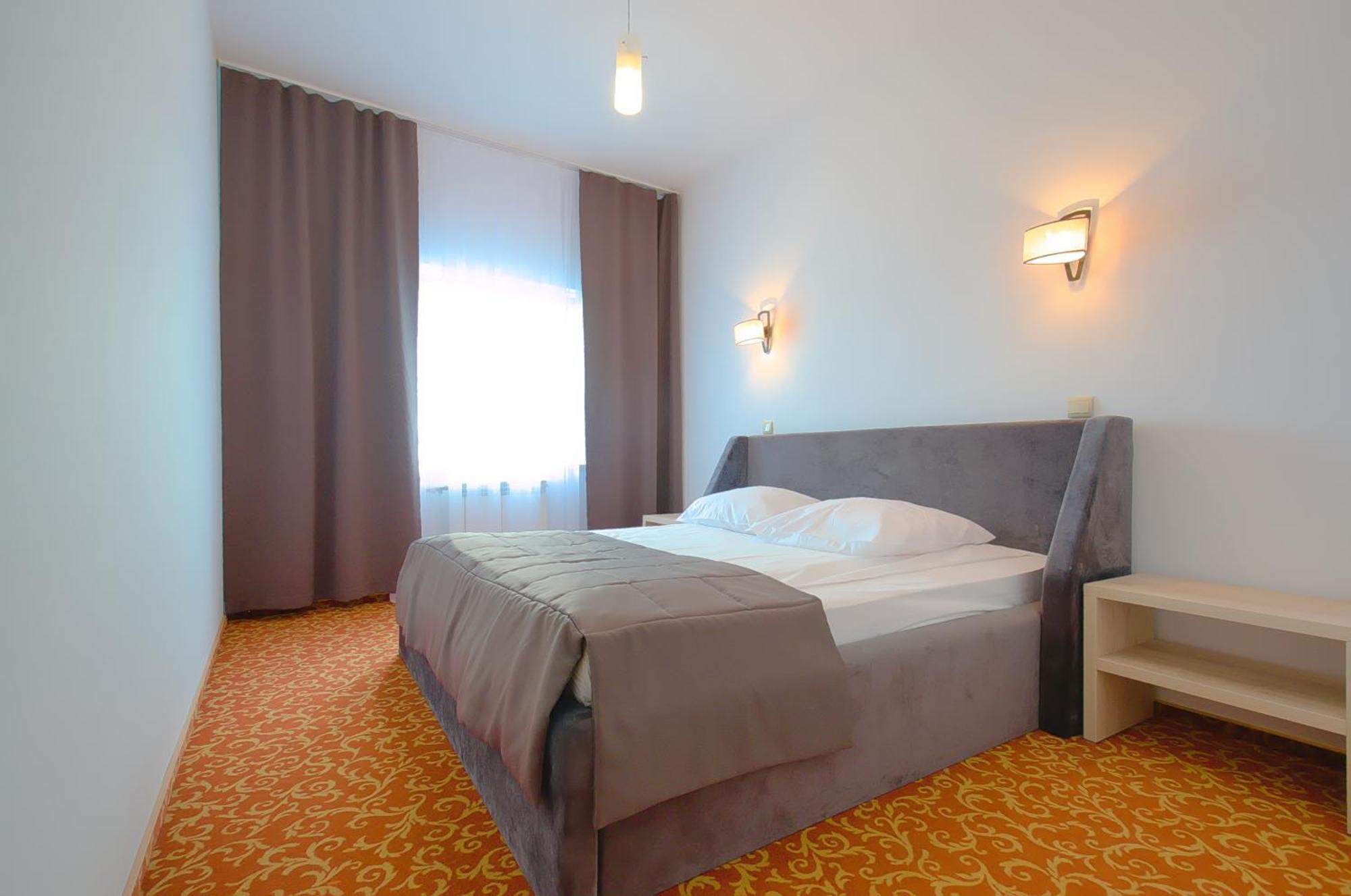Hotel Sezam マホバ エクステリア 写真