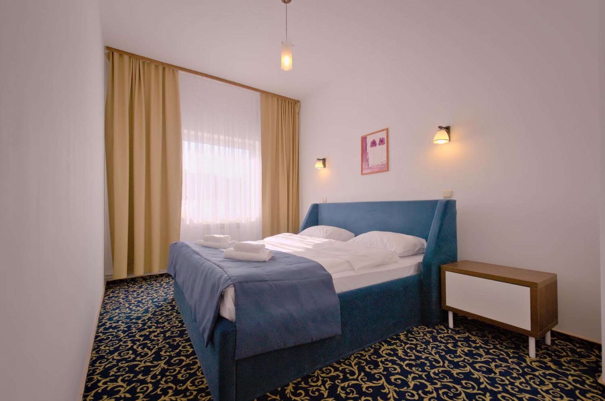 Hotel Sezam マホバ エクステリア 写真