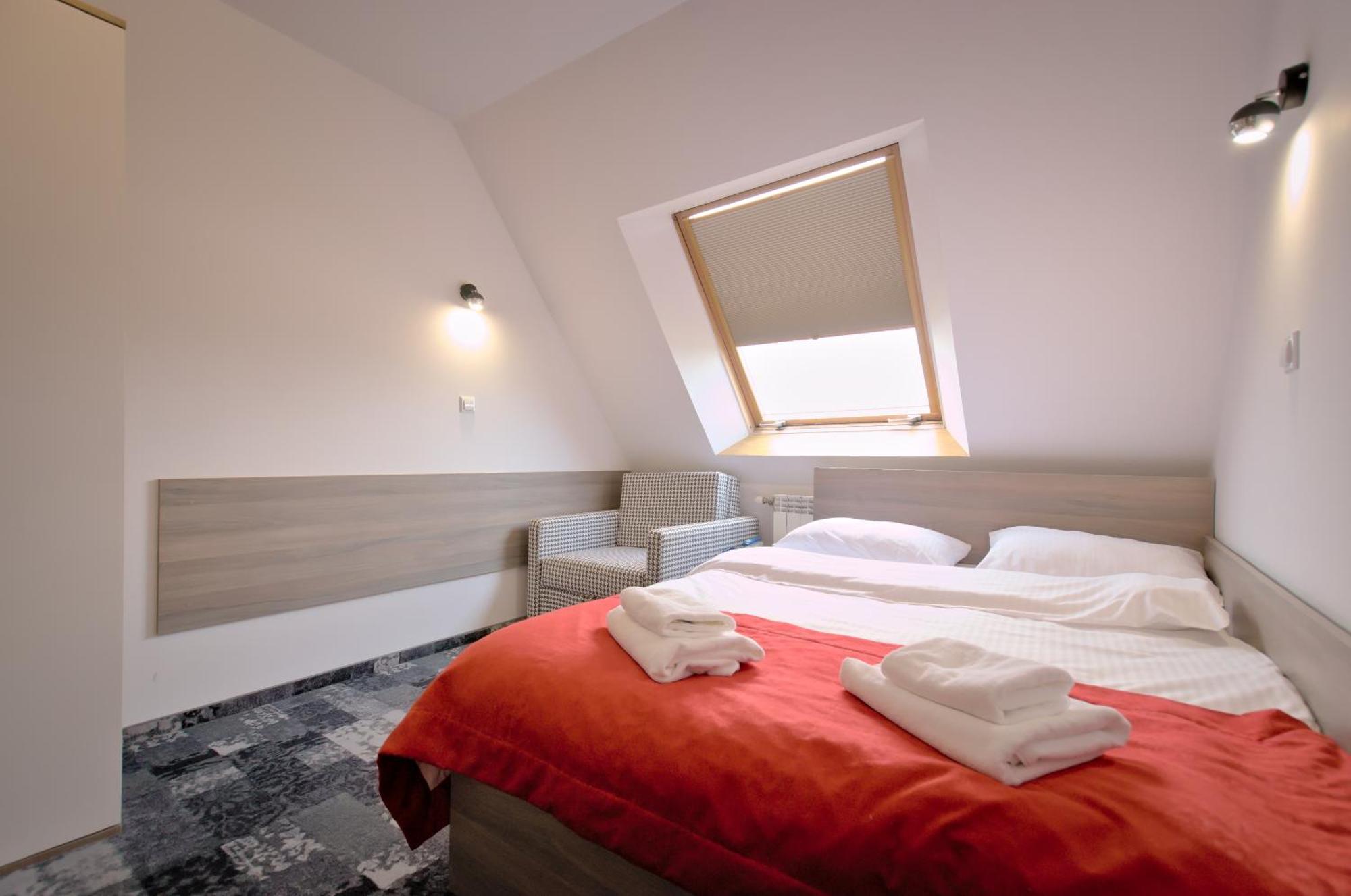 Hotel Sezam マホバ エクステリア 写真