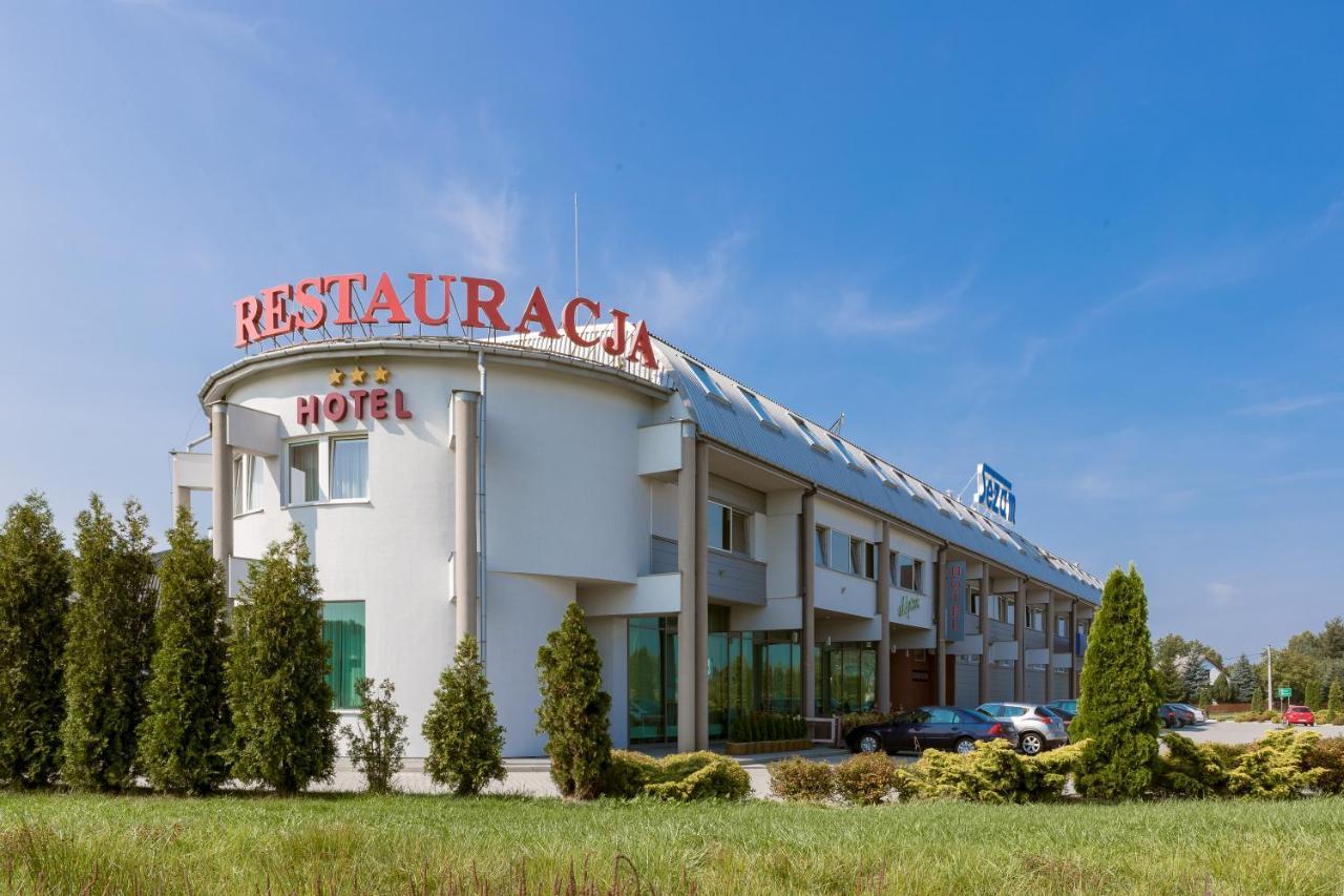 Hotel Sezam マホバ エクステリア 写真